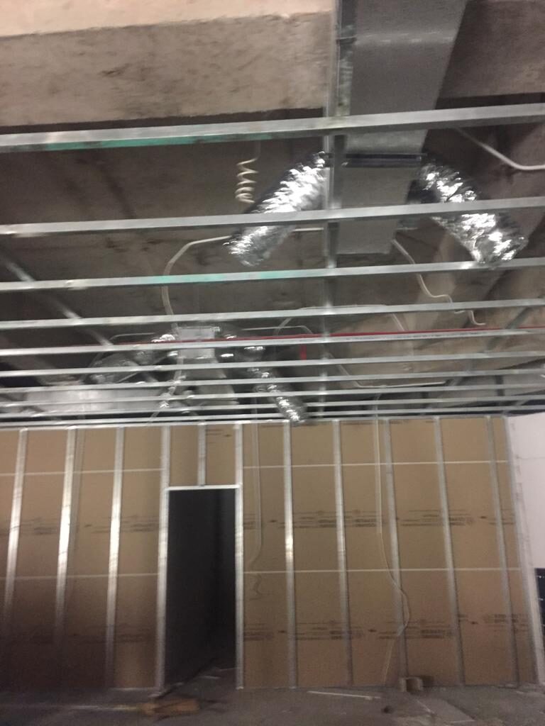Ducting AC berinsulasi